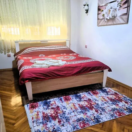 Apartment A&p